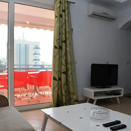 Relax Altini Apartment Sarande